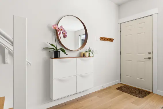 3 307 East 15th Street, North Vancouver For Sale - image 8
