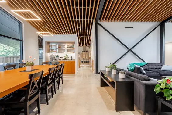 2409 Windridge Drive, North Vancouver For Sale - image 10