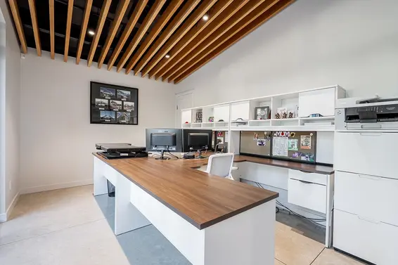 2409 Windridge Drive, North Vancouver For Sale - image 17