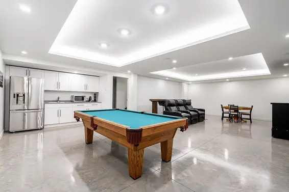 2409 Windridge Drive, North Vancouver For Sale - image 19