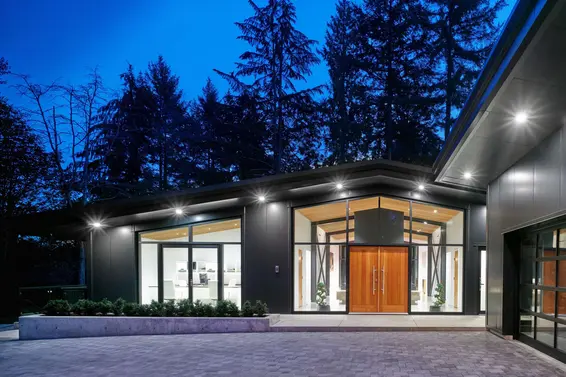 2409 Windridge Drive, North Vancouver For Sale - image 3