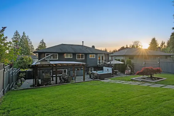 906 Strathaven Drive, North Vancouver For Sale - image 30