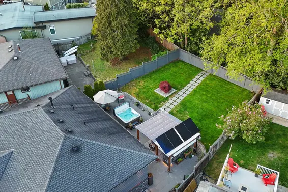 906 Strathaven Drive, North Vancouver For Sale - image 37