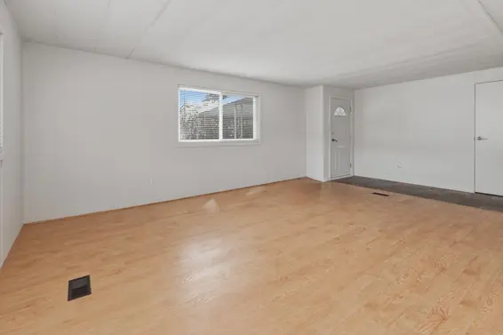 233 Tyee Drive, West Vancouver For Sale - image 8