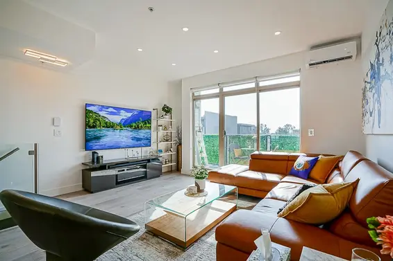 76 728 West 14th Street, North Vancouver For Sale - image 4