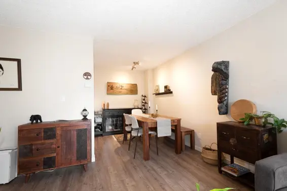 305 1550 Chesterfield Avenue, North Vancouver For Sale - image 13