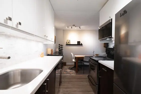 305 1550 Chesterfield Avenue, North Vancouver For Sale - image 20