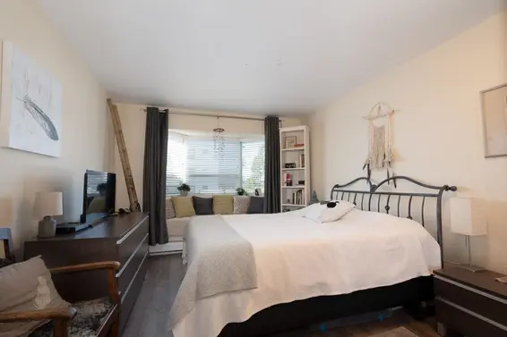 305 1550 Chesterfield Avenue, North Vancouver For Sale - image 22