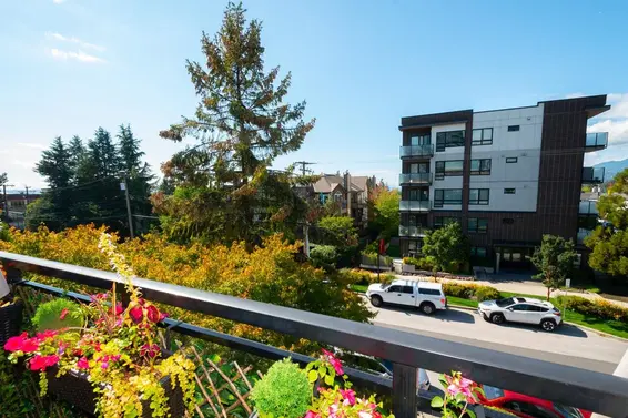 305 1550 Chesterfield Avenue, North Vancouver For Sale - image 28