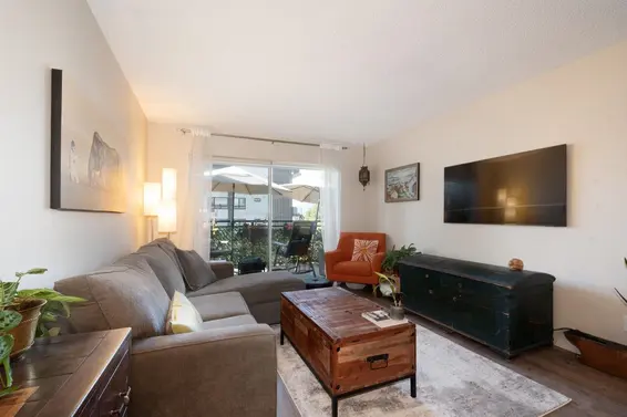 305 1550 Chesterfield Avenue, North Vancouver For Sale - image 7