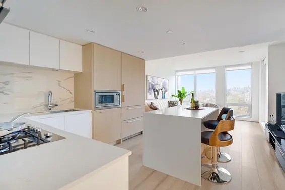1308 1500 Fern Street, North Vancouver For Sale - image 7