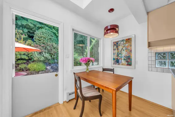 870 Leyland Street, West Vancouver For Sale - image 17
