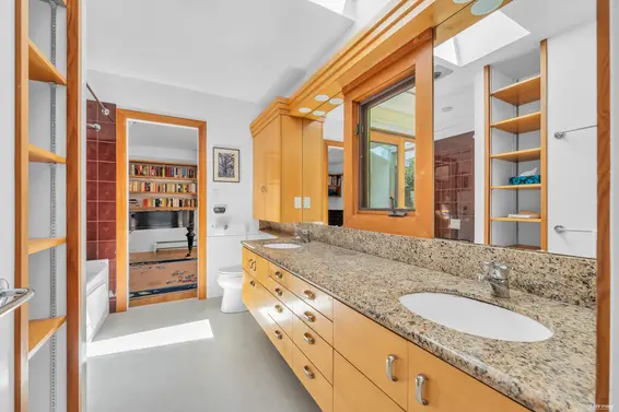 870 Leyland Street, West Vancouver For Sale - image 23