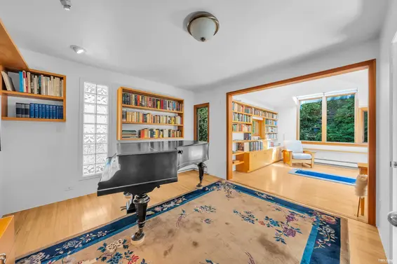 870 Leyland Street, West Vancouver For Sale - image 25