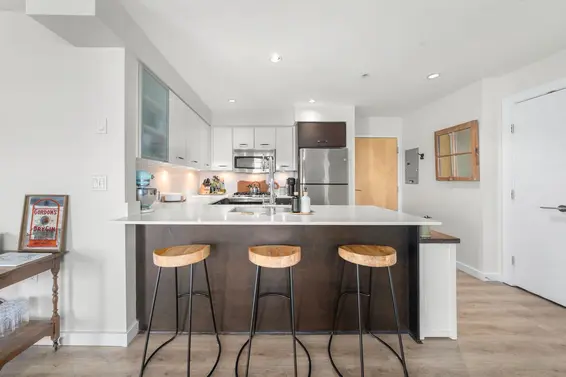 206 935 West 16th Street, North Vancouver For Sale - image 10