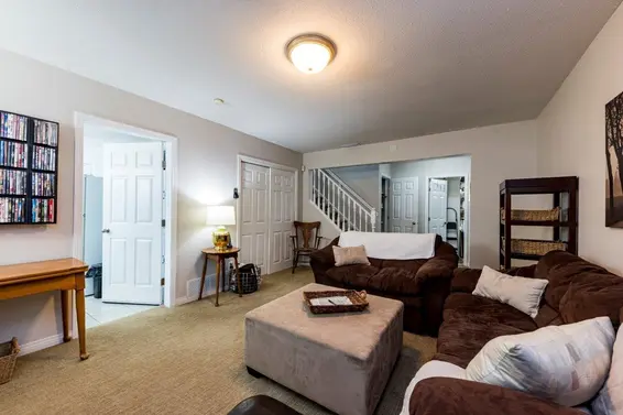 895 East 12th Street, North Vancouver For Sale - image 22