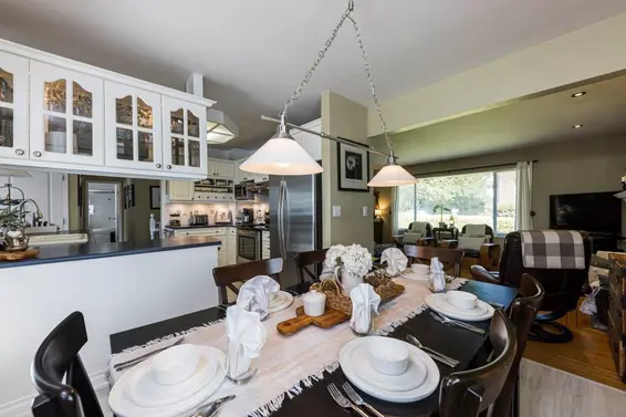 895 East 12th Street, North Vancouver For Sale - image 7