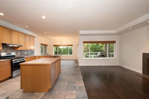 338 North Dollarton Highway, North Vancouver For Sale - image 10