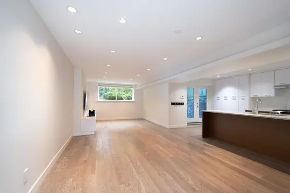 338 North Dollarton Highway, North Vancouver For Sale - image 33