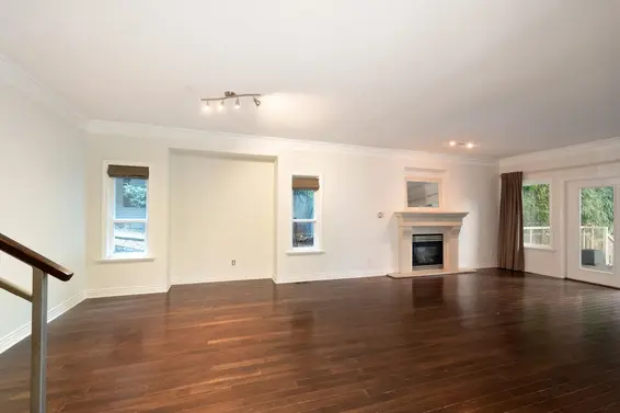 338 North Dollarton Highway, North Vancouver For Sale - image 6