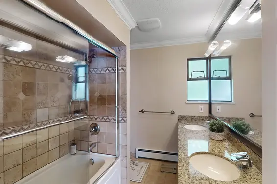 435 Inglewood Avenue, West Vancouver For Sale - image 34