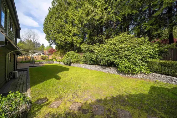 435 Inglewood Avenue, West Vancouver For Sale - image 7