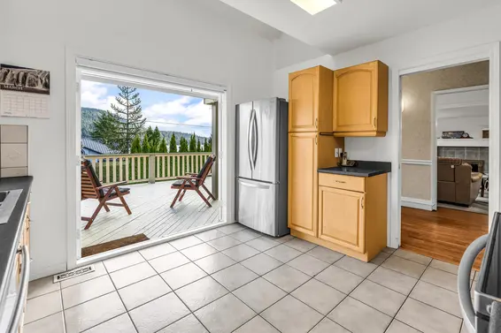 351 Beachview Drive, North Vancouver For Sale - image 10