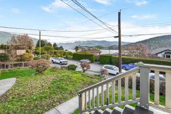 351 Beachview Drive, North Vancouver For Sale - image 16