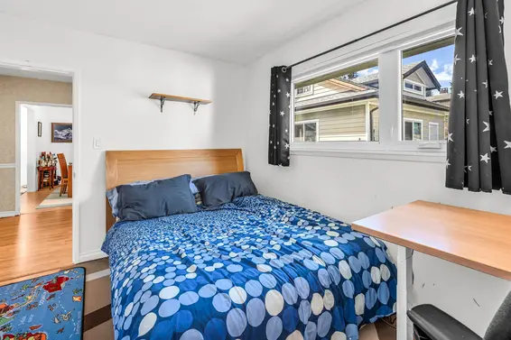 351 Beachview Drive, North Vancouver For Sale - image 21