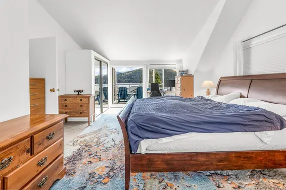 351 Beachview Drive, North Vancouver For Sale - image 24