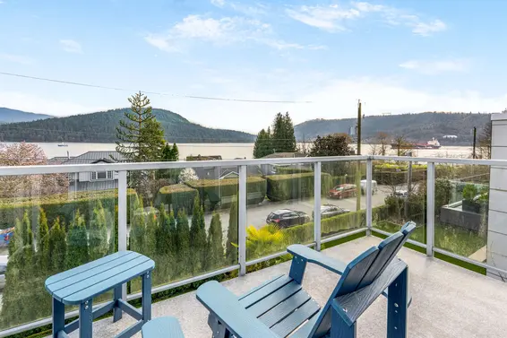 351 Beachview Drive, North Vancouver For Sale - image 25