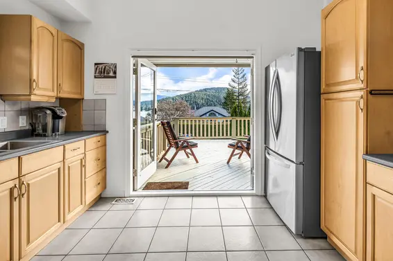 351 Beachview Drive, North Vancouver For Sale - image 8
