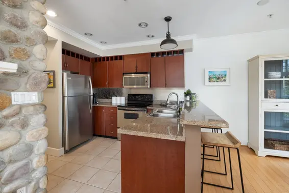 302 118 West 22nd Street, North Vancouver For Sale - image 13