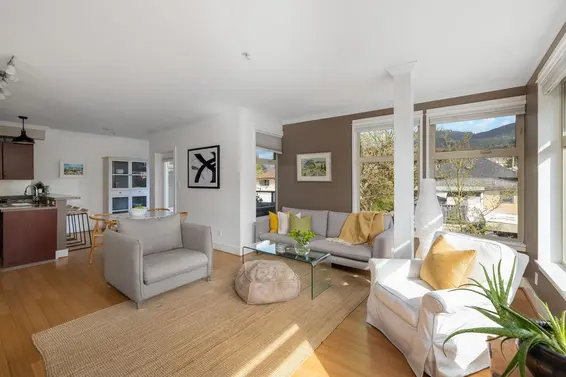 302 118 West 22nd Street, North Vancouver For Sale - image 3
