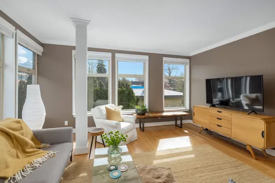 302 118 West 22nd Street, North Vancouver For Sale - image 6