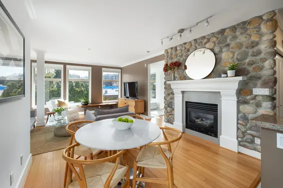 302 118 West 22nd Street, North Vancouver For Sale - image 7