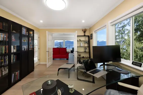 250 Kelvin Grove Way, Lions Bay For Sale - image 11