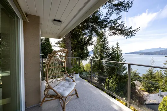 250 Kelvin Grove Way, Lions Bay For Sale - image 16