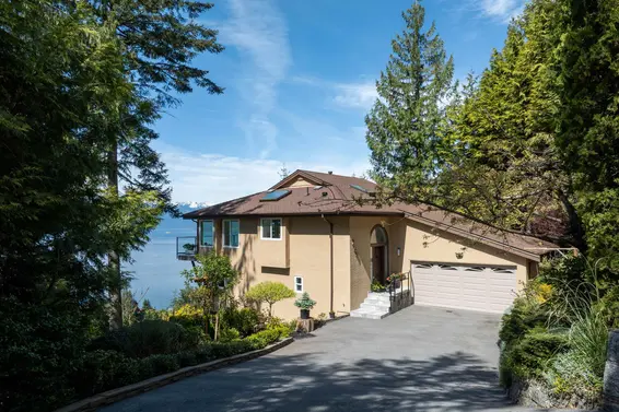 250 Kelvin Grove Way, Lions Bay For Sale - image 35