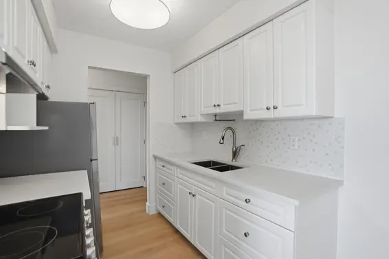 314 1345 Chesterfield Avenue, North Vancouver For Sale - image 23
