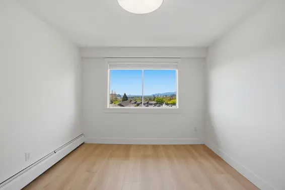 314 1345 Chesterfield Avenue, North Vancouver For Sale - image 30