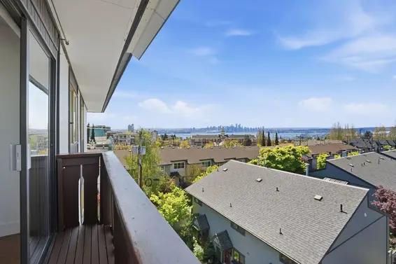 314 1345 Chesterfield Avenue, North Vancouver For Sale - image 35