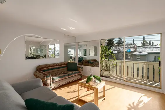 116 1345 Chesterfield Avenue, North Vancouver For Sale - image 5