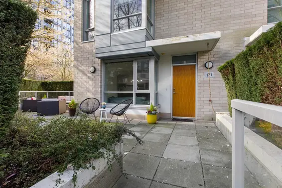 171 West 2nd Street, North Vancouver For Sale - image 35