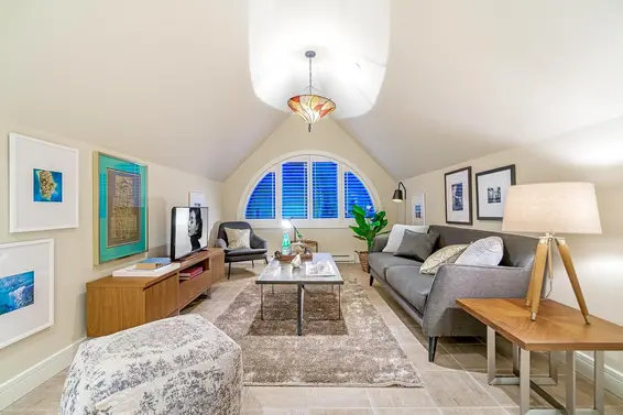 4208 Evergreen Avenue, West Vancouver For Sale - image 32