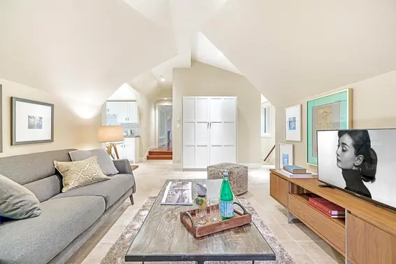 4208 Evergreen Avenue, West Vancouver For Sale - image 33
