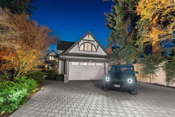 4208 Evergreen Avenue, West Vancouver For Sale - image 38