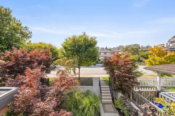 2 233 West 5th Street, North Vancouver For Sale - image 31