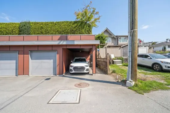 2 233 West 5th Street, North Vancouver For Sale - image 32