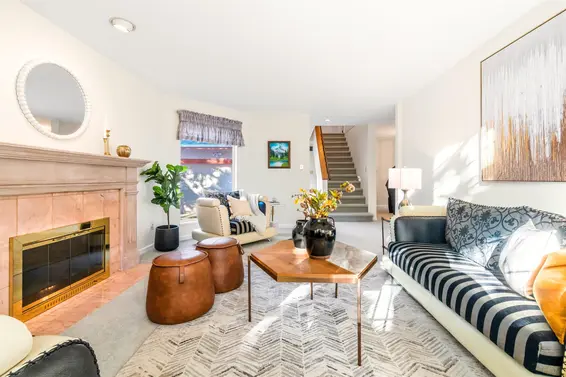 865 Ruckle Court, North Vancouver For Sale - image 12